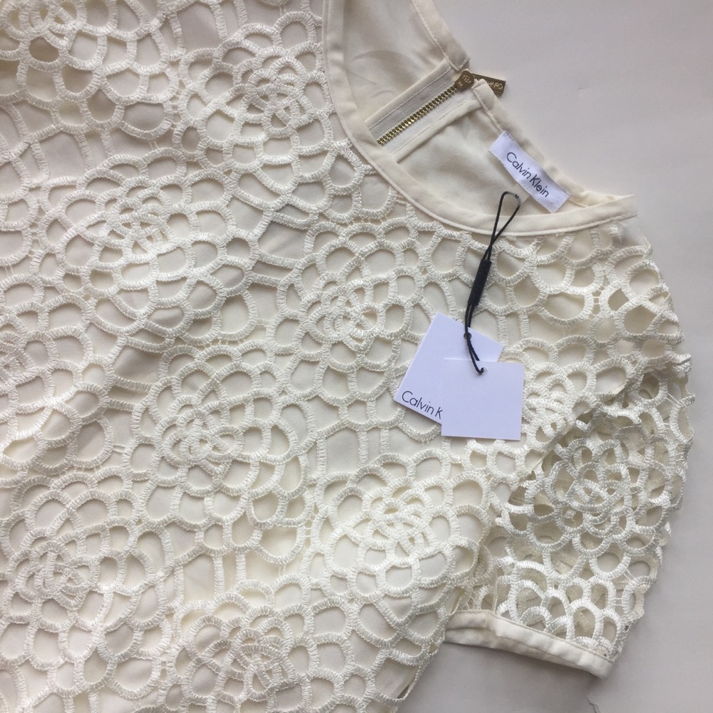 NWT Calvin Klein Crochet Lace Top Blouse - Picture 1 of 5